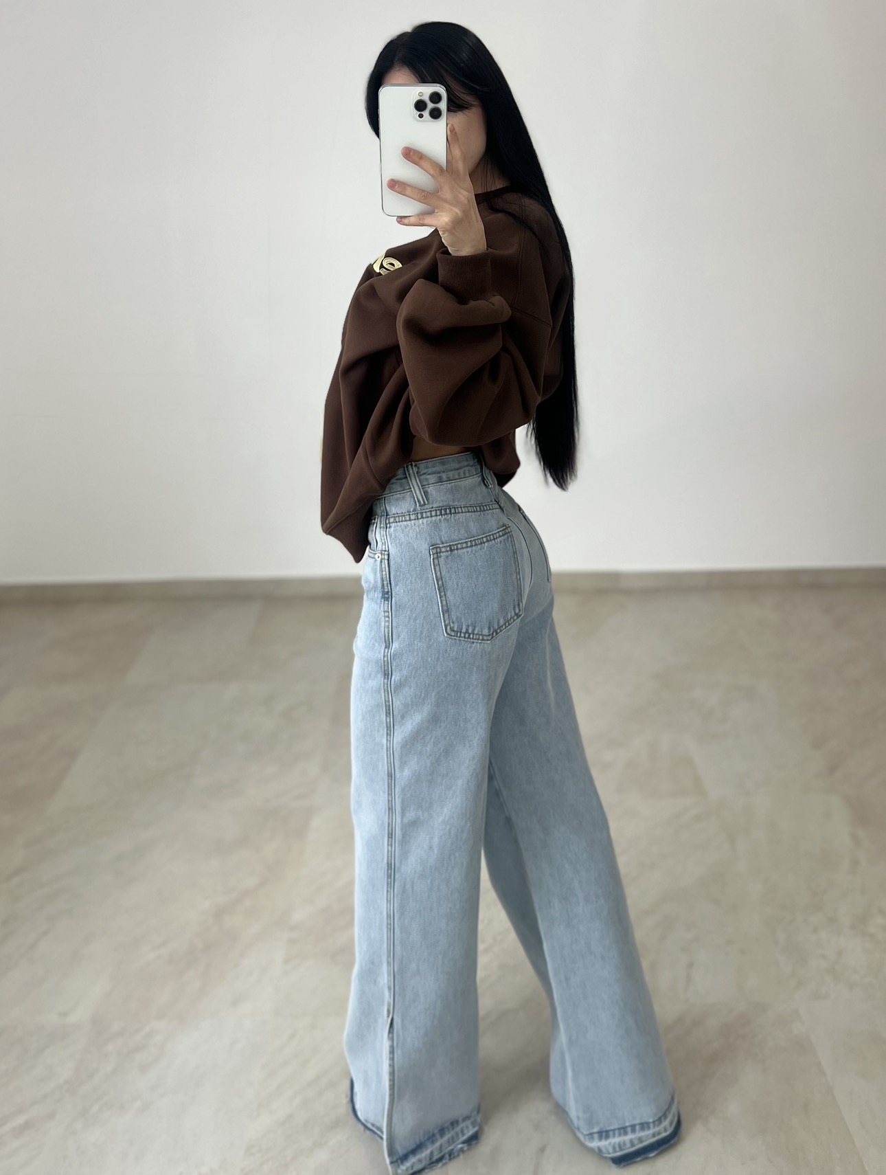 Screenshot Rina Jeans - Image 1